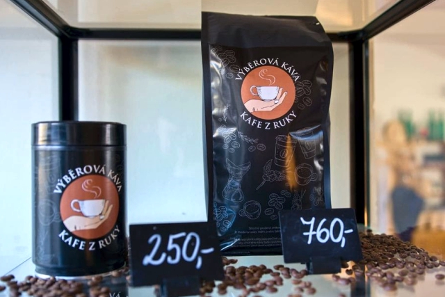 Výběrová zrnková káva 250 g nebo 1000 g balení